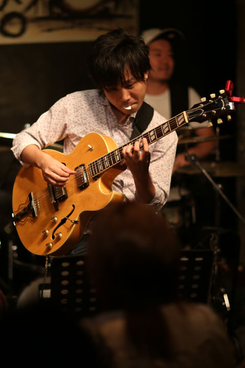 nF(gt)