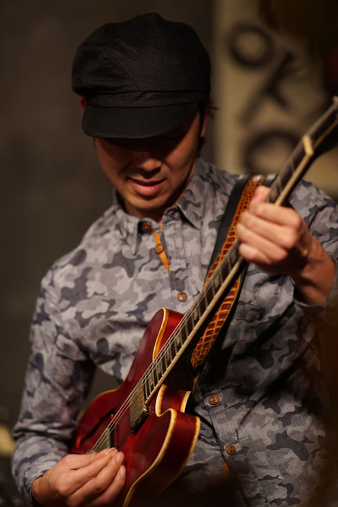  photo by ISHII Hitoshi