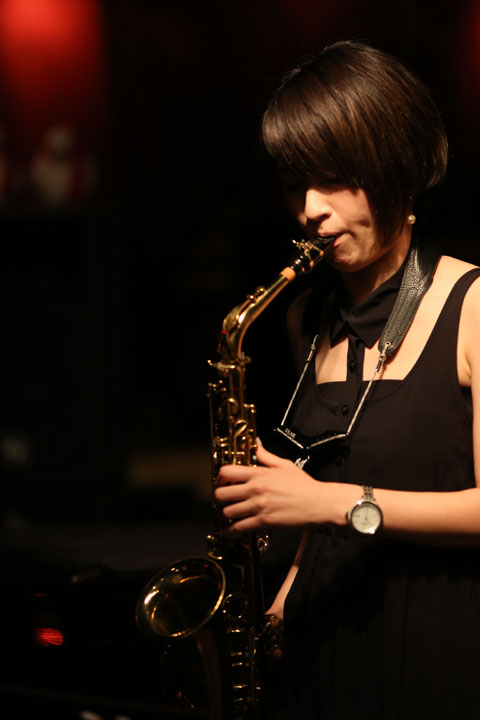 㒕(as) photo by ISHII Hitoshi